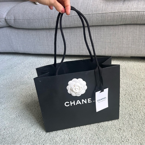 CHANEL store purchase bag 12x9.5x5 - Picture 2 of 6